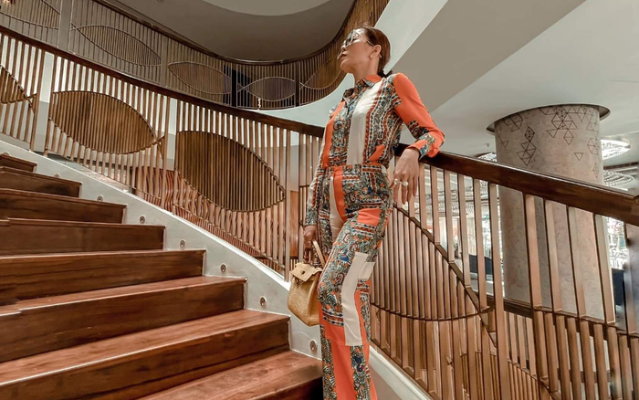 Lệ Quyên 'phản pháo' khi bị chê ăn diện hở hang, mặc bikini khoe hình thể quá đà Ảnh 2