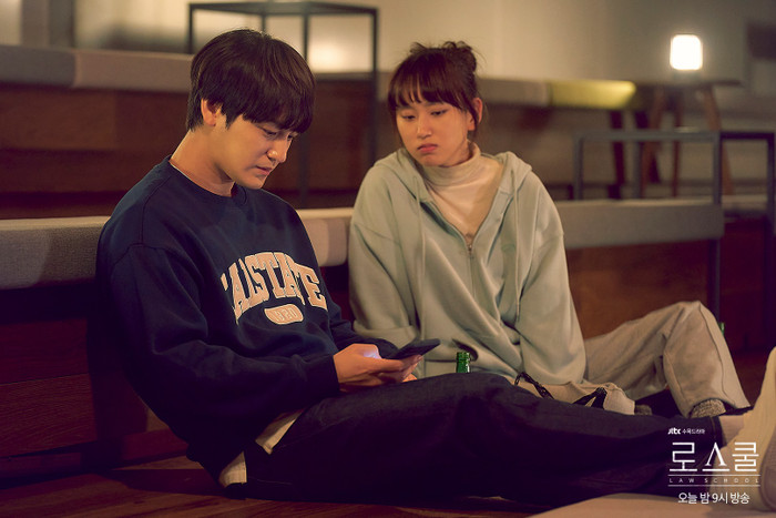 Hình tượng nhân vật học sinh của Kim Bum thay đổi như thế nào sau hơn một thập kỉ? Ảnh 5