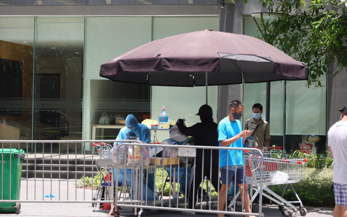 Hà Nội: Phong toả khẩn cấp tòa Park 10 KĐT Time City khi phát hiện ca nhiễm Covid-19 là người Ấn Độ Ảnh 2