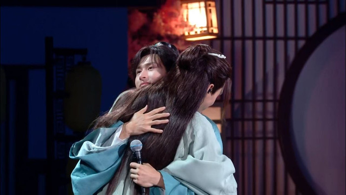 Fan Cung Tuấn - Trương Triết Hạn gây tranh cãi khi photoshop đưa thần tượng thế chỗ Bác Quân Nhất Tiêu Ảnh 9