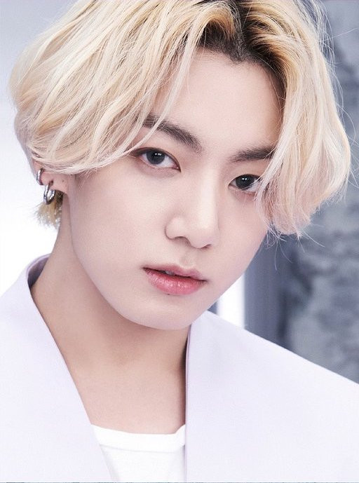 Jungkook (BTS) là nghệ sĩ Hàn đầu tiên làm được điều này trên BXH Billboard Ảnh 6