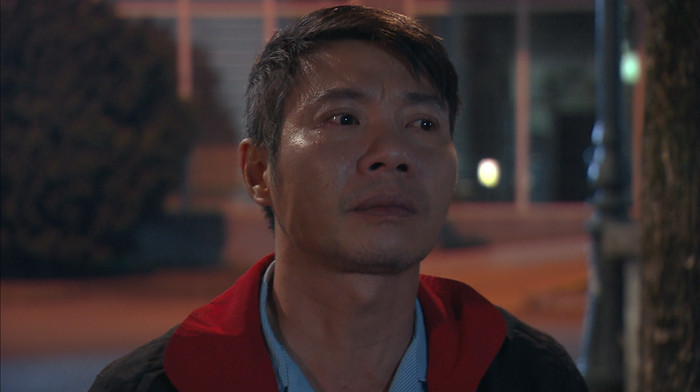 'Hương vị tình thân': Khán giả khóc cạn nước mắt trước tình cảnh éo le của cha con Công Lý - Phương Oanh Ảnh 3