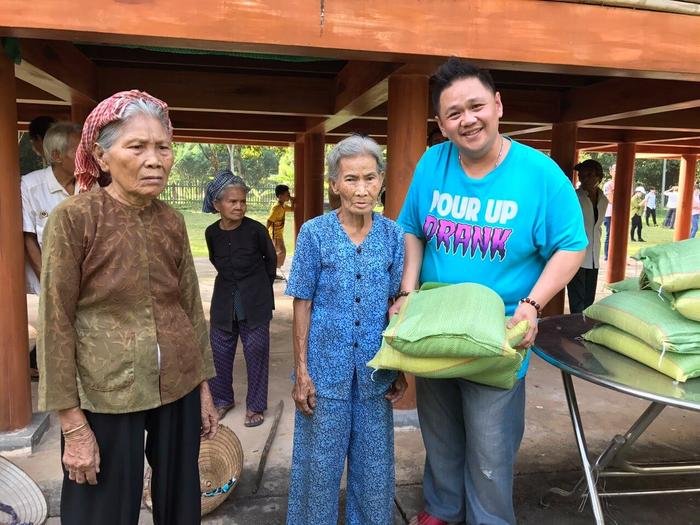 Minh Béo đi từ thiện hậu bị tố 'gạ tình': Chiêu trò 'tẩy trắng' sau thái độ thách thức dư luận? Ảnh 4