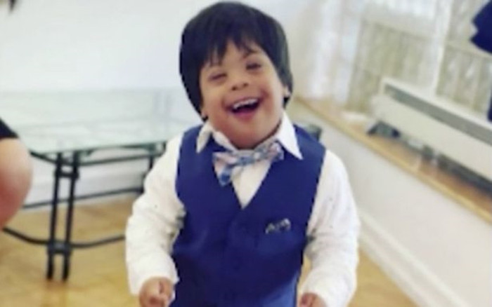 Rơi từ tầng 5 căn hộ, cậu bé 3 tuổi sống sót như một phép màu Ảnh 2