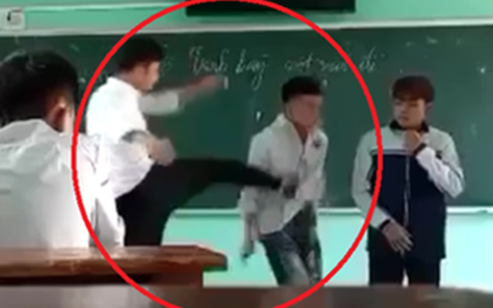 Nam giáo viên Bắc Giang bị mất việc vì đánh học sinh: 'Tôi coi các em như người nhà, muốn tốt cho các em' Ảnh 2