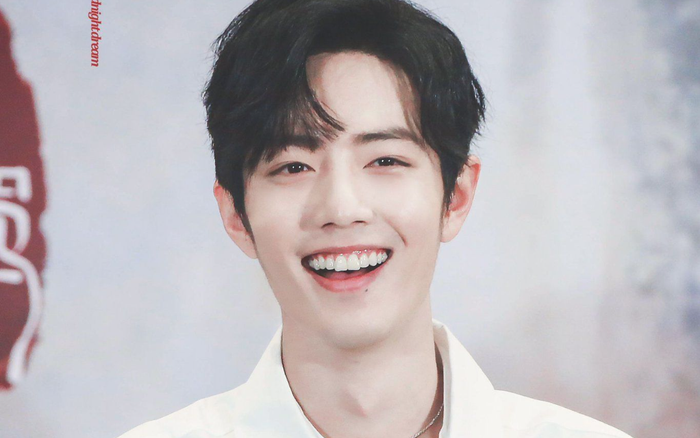 Tiêu Chiến có xứng danh 'nam thần nụ cười'? Ảnh 2