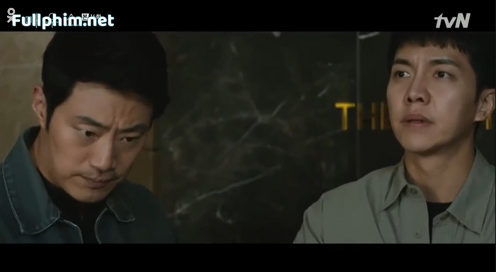 Jung Ba Reum cố giải thích với Mu Chi nhưng mọi dấu vết đều được xóa sạch sẽ