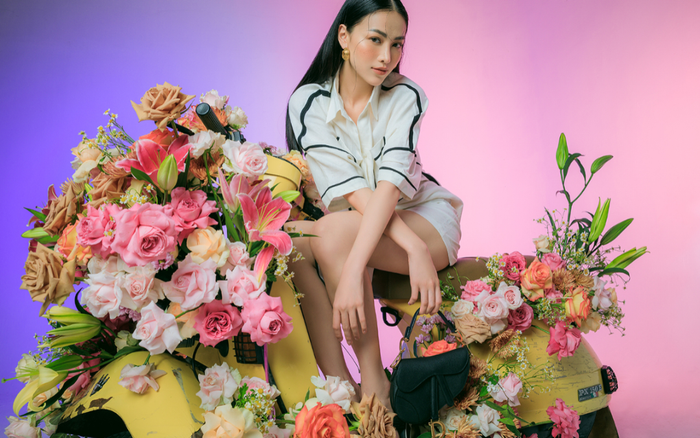 Hoa hậu Phương Khánh khoe vòng eo con kiến với váy đầm mùa hè ngọt lịm Ảnh 2