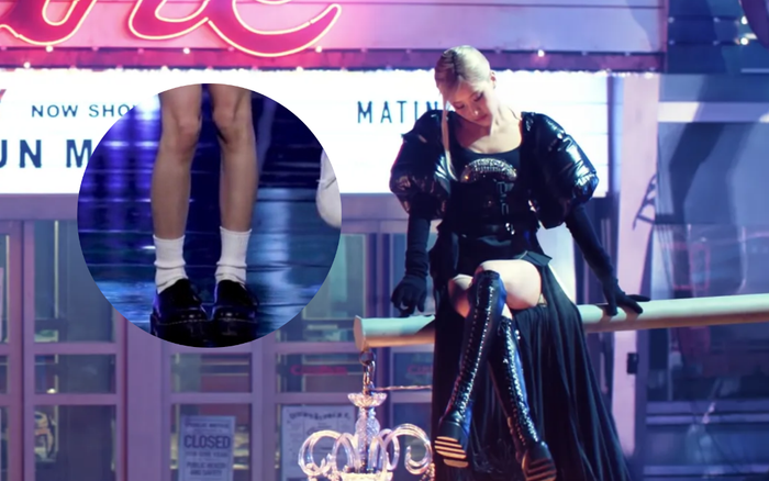 Dân mạng hết hồn với đôi chân gầy gò của Rosé (BlackPink) Ảnh 2