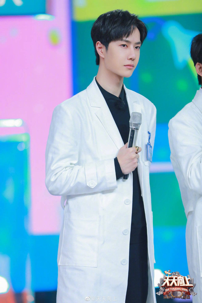 Vì sao Cung Tuấn - Trương Triết Hạn có thể vượt qua Vương Nhất Bác nhưng chẳng thể hơn Tiêu Chiến Ảnh 6