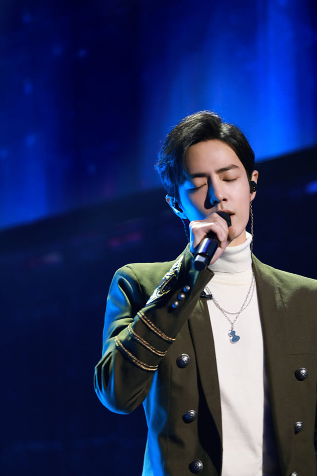 Vì sao Cung Tuấn - Trương Triết Hạn có thể vượt qua Vương Nhất Bác nhưng chẳng thể hơn Tiêu Chiến Ảnh 8