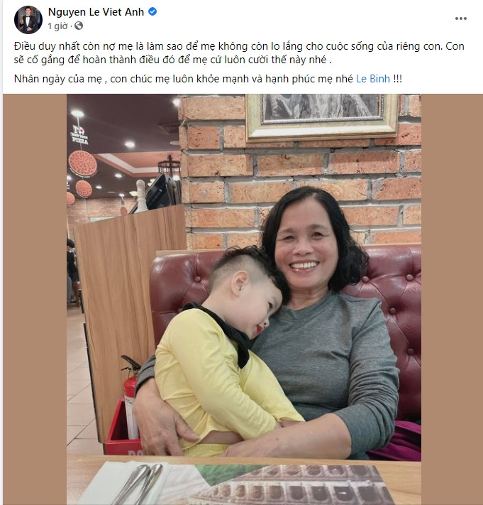 Diễn viên Việt Anh chia sẻ ảnh chụp mẹ và con trai.