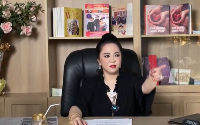 Bà Phương Hằng tuyên bố gắt về một ca sĩ từng là bạn thân Ảnh 2