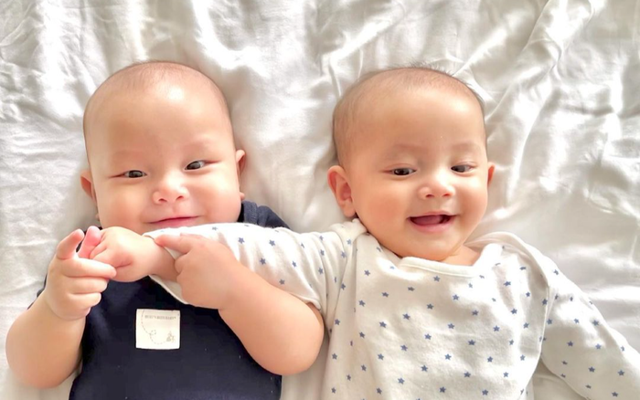 Hà Hồ tiết lộ thói quen khi ngủ của Lisa và sở thích đáng yêu của Leon Ảnh 2