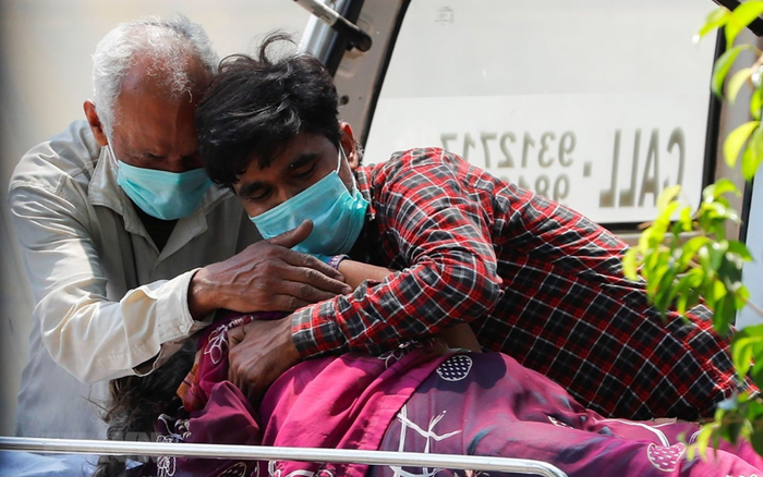 Ấn Độ vẫn là tâm dịch Covid-19 lớn thứ hai thế giới, số ca mắc mới trên 400.000 người/ngày Ảnh 2