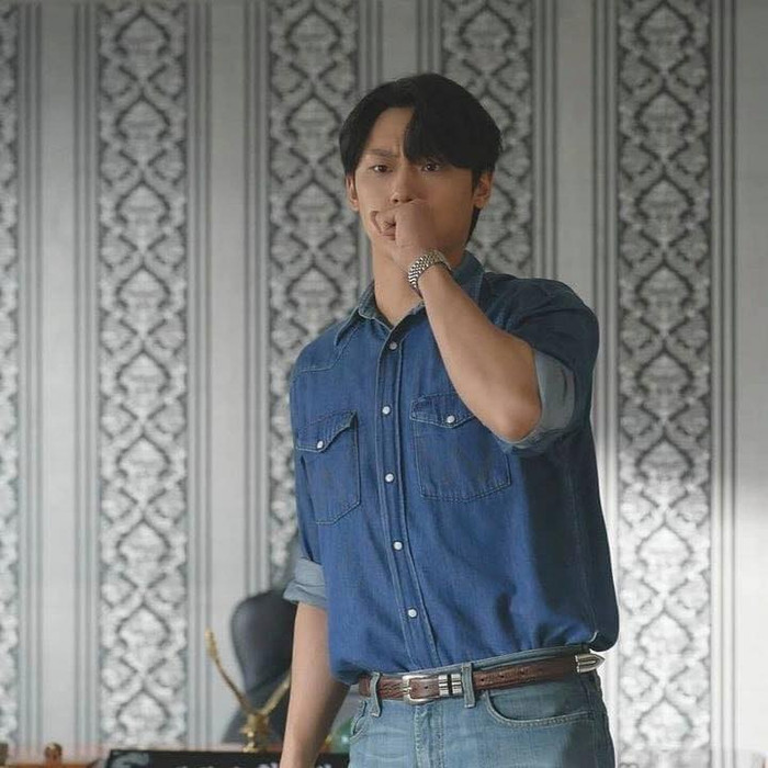 Dàn diễn viên xuất sắc -Tuổi trẻ của tháng năm