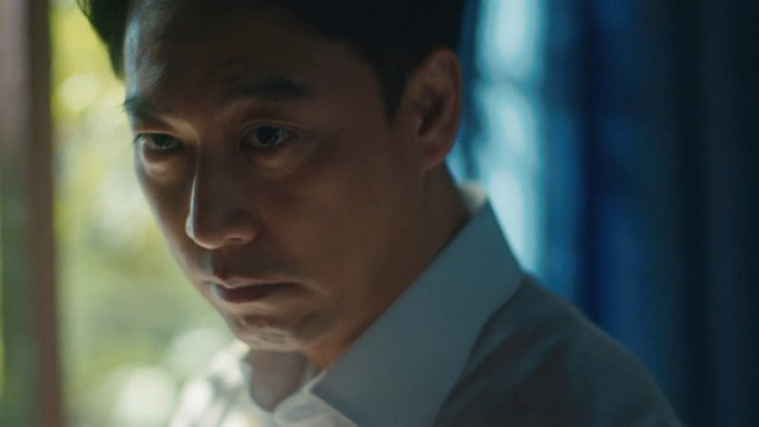 Bố của Tee Hae là nhân vật phản diện