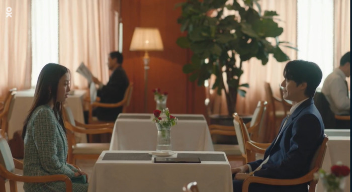 Cuộc gặp chính thức với thân phận khác, Myeong Hee giả làm Soo Ryeon đi xem mắt với Hee Tae