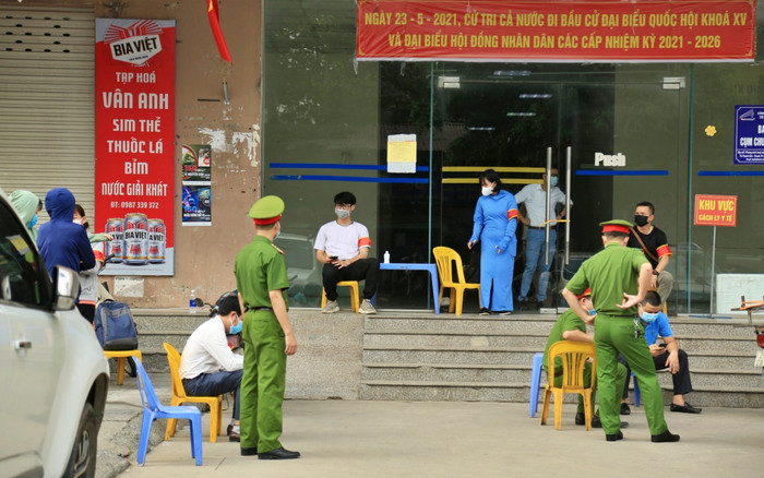 Trưa 11/5 ghi nhận 18 ca mắc Covid-19, trong đó 2 ca được cách ly ngay sau khi nhập cảnh Ảnh 2