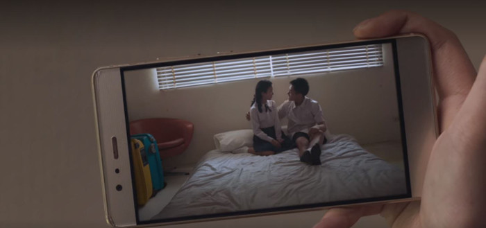 Nanno làm vậy thì cũng có khác gì lão thầy giáo bỉ ổi?