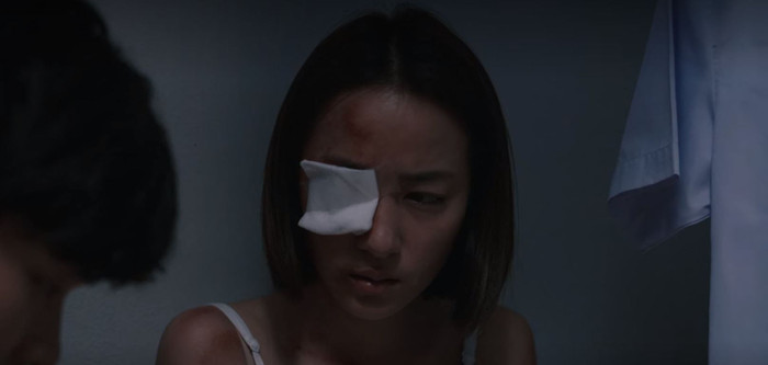 Yui chắc chắn là nhân vật đáng thương nhất cả tập phim khi bị cuốn vào vòng xoáy không phải do mình tạo ra