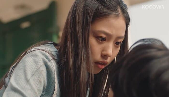 Hee Tae cố tạo ra những cuộc gặp 'tình cơ' với Crush