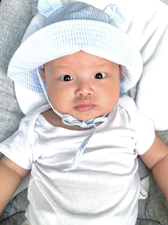 Khi được ba mẹ kể chuyện...