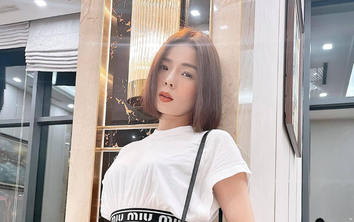 Lệ Quyên tiếp tục đáp trả dân mạng khi bị chê già, tạo dáng không hợp với tuổi tác Ảnh 2