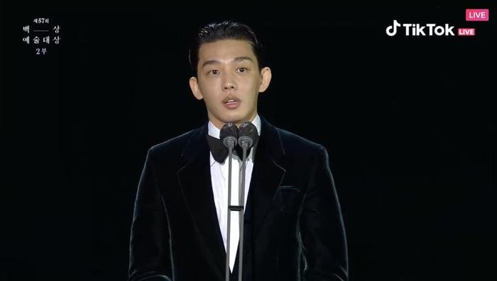 Kết quả 'Baeksang 2021' gây sốc: Phim xuất sắc nhất và Ảnh hậu đều thuộc về hai cái tên không ai ngờ tới Ảnh 3