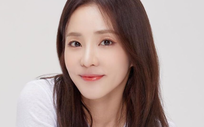 Mảnh ghép cuối cùng của 2NE1 rời YG Entertaiment sau 17 năm gắn bó Ảnh 2