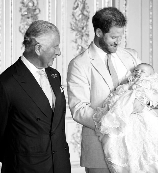 Harry gây sốc khi chỉ trích cách dạy con của Thái tử Charles và vợ chồng Nữ hoàng Anh Ảnh 5
