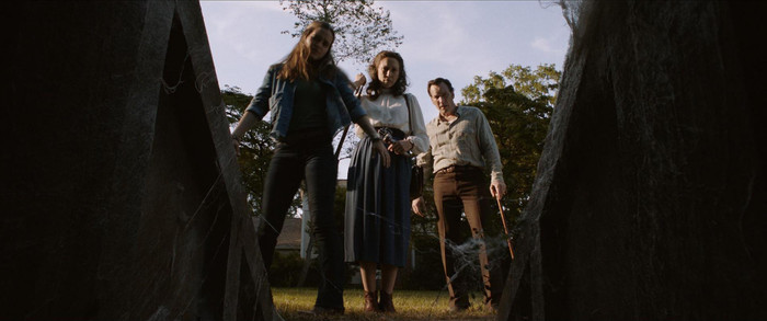 'The Conjuring: Ma Xui Quỷ Khiến' hé lộ những siêu năng lực chưa từng thấy, thêm nhiều yếu tố tâm linh Ảnh 8