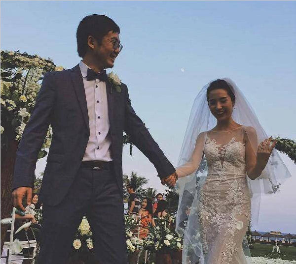 Hoa Hoa và chồng chủ tịch Taobao thuở còn ấm êm