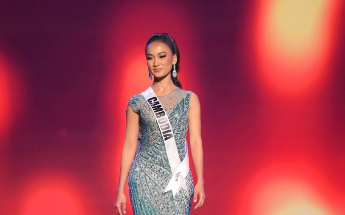 Màn trình diễn gây 'ức chế' nhất Miss Universe 2020 gọi tên Cambodia: 'Slomo walk' liệu có đăng quang? Ảnh 2