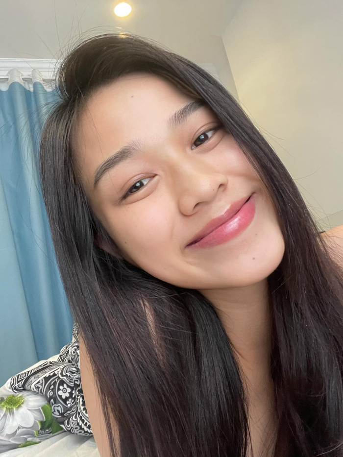 Hoa hậu Đỗ Thị Hà khoe mặt mộc vừa mới ngủ dậy, không quên nhắc fan nên cẩn thận phòng tránh dịch bệnh.