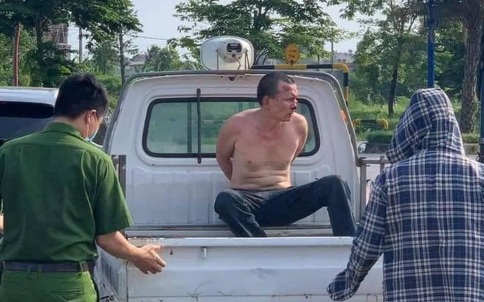 Vụ tài xế taxi bị cướp đâm rồi cướp tài sản, kẻ gây án là đối tượng giết người đang bị truy nã Ảnh 2