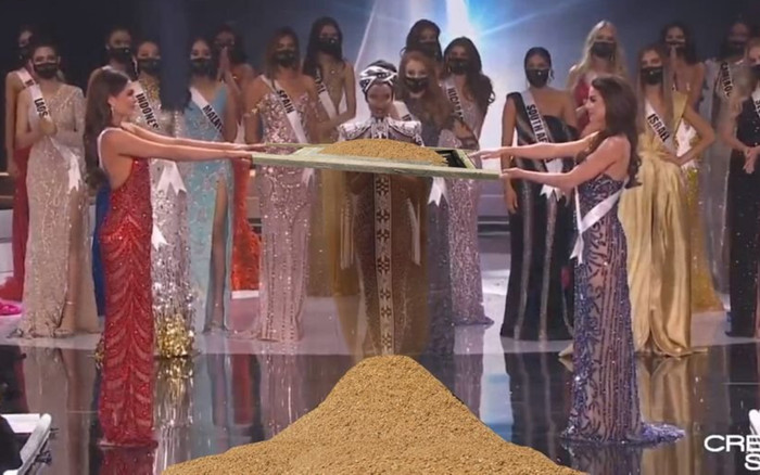 Fan chế ảnh đầy 'ngang ngược' khoảnh khắc 2 nàng hậu chờ được gọi tên đăng quang Miss Universe 2020 Ảnh 2