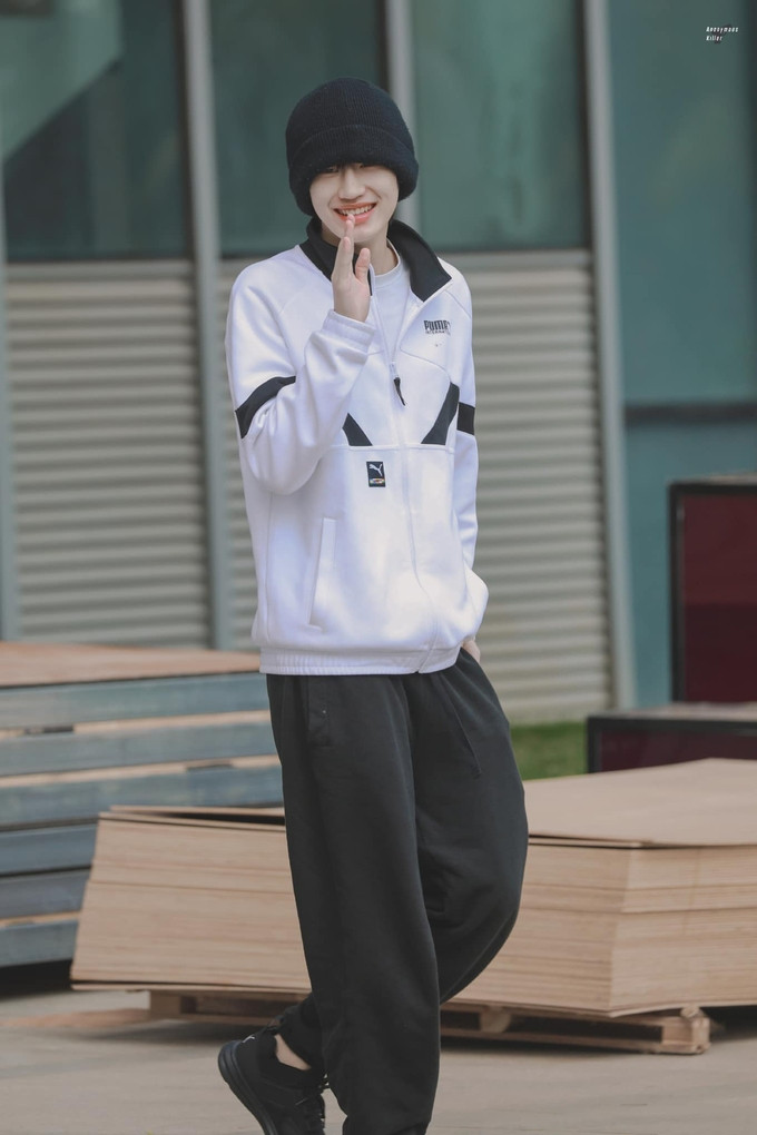 Bảng xếp hạng người mới nổi tiếng quyền lực của Sina: Em họ mỹ nam 'Vườn sao băng' đứng đầu thuyết phục Ảnh 8