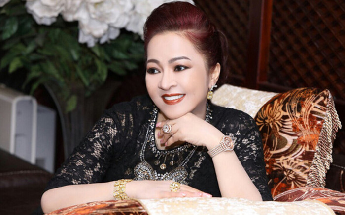 Hot girl thể hình tiết lộ bí mật lớn về 'thần dược' cho đại gia Phương Hằng Ảnh 2