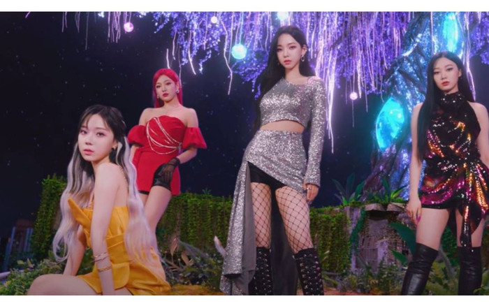 Bài mới của aespa lên hot search vì 'khó nghe', giai điệu thì giống nhạc SNSD, NCT, IZONE? Ảnh 2