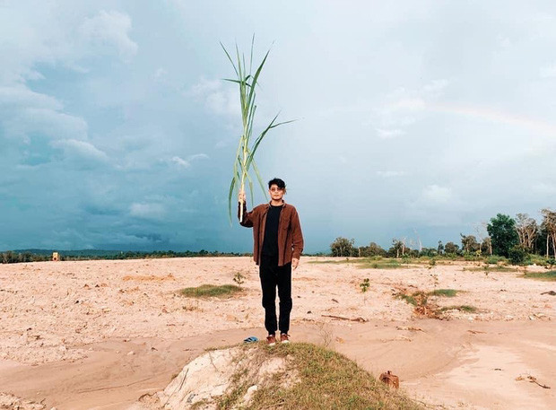 Chỉ đứng im một chỗ trong MV, Đen Vâu cũng tạo trend khiến dân tình đua nhau 'bắt' Ảnh 8