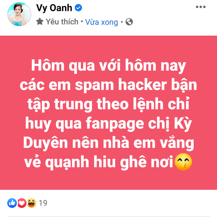 Vy Oanh lại công kích bà Phương Hằng, buông lời 'mỉa mai' vì bị MC Kỳ Duyên 'chiếm sóng' Ảnh 4