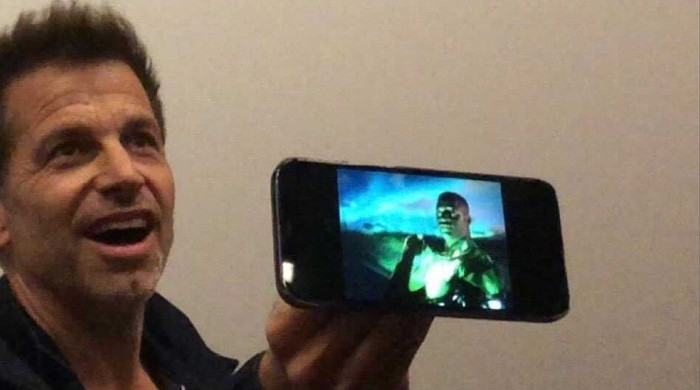 Zack Snyder tiết lộ vai trò của Green Lantern trong 'Justice League' 2 và 3 Ảnh 4