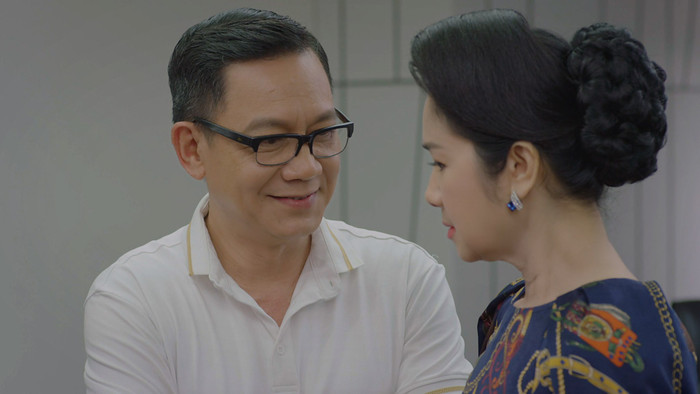 Tập 39 'Hướng dương ngược nắng': Hồng Diễm thừa nhận dù căm hận nhưng luôn yêu Hồng Đăng Ảnh 4