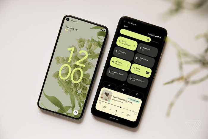 Android 12 là bản cập nhật được đại tu thiết kế kể từ phiên bản Lollipop ra mắt vào năm 2014. (Ảnh: Amelia Holowaty Krales & Vjeran Pavic / The Verge)