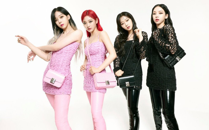 Tân binh Aespa diện Givenchy trong loạt ảnh mới bị chê bai, thần thái kém sang hơn BlackPink Ảnh 2