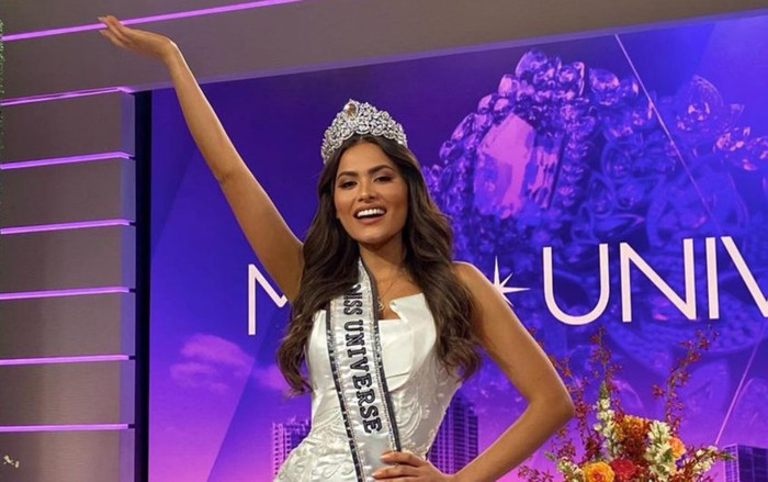 Mới đăng quang, Hoa hậu Hoàn vũ 2020 Andrea Meza đã bị soi vòng eo bánh mì, ngấn mỡ Ảnh 2