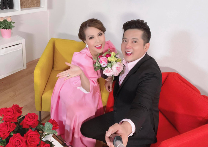 Nam diễn viên 'Gạo nếp gạo tẻ' vẫn 'như hình với bóng' với tình tin đồn Thắm Bebe.