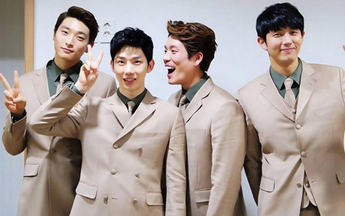 2AM đang thảo luận về màn tái hợp đầu tiên sau 7 năm khiến fan cảm động 'rơi nước mắt' Ảnh 2