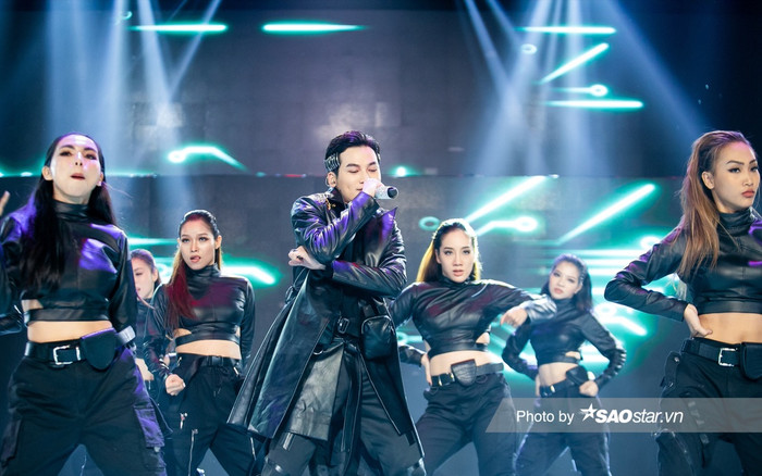 Tập 1 The Heroes: Ali Hoàng Dương đốn tim triệu fan với vẻ điển trai 'ma thuật', kiểu tóc mới chất lừ Ảnh 2